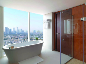 Отель Millennium Central Downtown