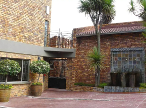 Chateau Vue Guesthouse