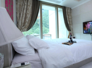 Yeongwol Gureumae Dalgadeutsi Pension