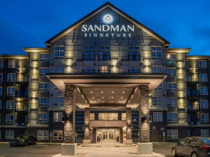 Sandman Signature St. John's Hotel