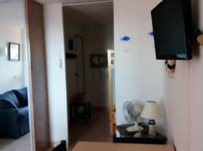 Studio In Sete With Wonderful Sea View Shared Pool Enclosed Garden 200 M From The Beach