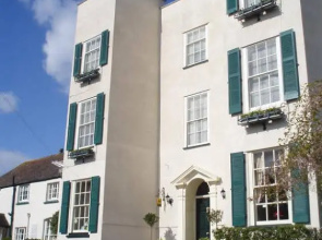 Alcombe House