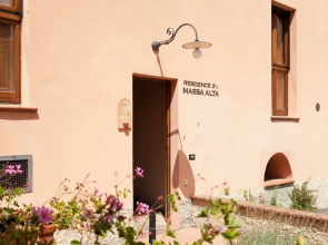 Residence Massa Alta