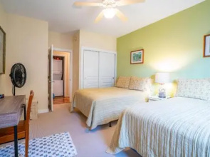 Regency Villas ~ Central AC ~ Pool ~ Beach Access
