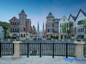 Starway Hotel (Wuhu Fantawild Roland Town)