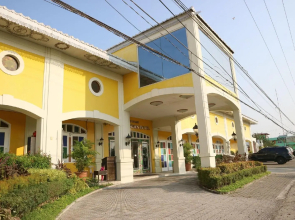 Fiesta Garden Hotel