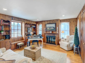 Historic Brookfield Farm Home ~ 14 Mi to Milwaukee