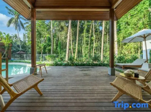 Parma by DH - 2BR villa Stay in Top Ubud's Location with Pool and Garden