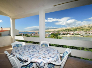 Apartment Mate - free parking A4 Pag, Island Pag