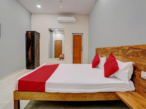 OYO 90395 Hotel 9