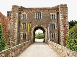 Hodsock Priory