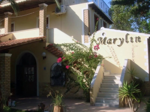 Marylin Apartments Corfu