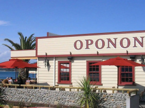 Opononi Resort