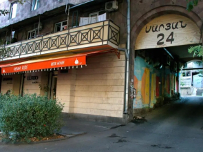 Apartment on Saryan 24
