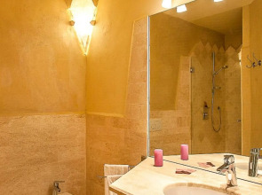 Baia de Bahas Residence