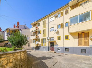 Premium Apartment With Patio