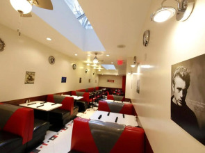 Holiday Inn NYC - Lower East Side by IHG