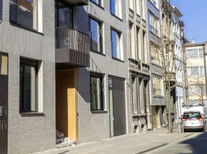 One Lux Stay near Diamond District