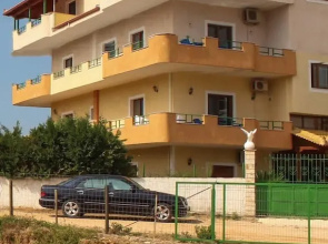 Apartments Dine