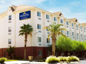 Microtel Inn by Wyndham Ciudad Juarez/By US Consulate