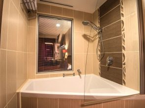 Hotel Hegsagone Marine Asia