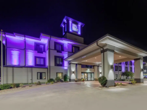 Sleep Inn & Suites