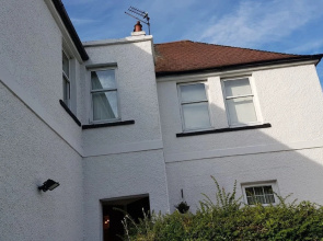 16 Maybury House