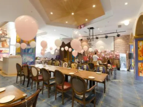 Five Elements Hotel (Wuhou New Town Shuangliu Airport CuQiao Subway station)