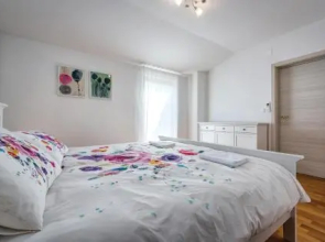 Holiday Home In Basanija