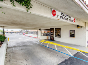 Motel 6 Manteca, CA