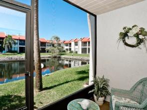 Runaway Bay Resort by BBG