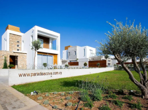 Paradise Cove Beach Villas