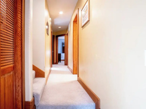 Creekside on Quigley - 3BD Private Home on Trails + Hot Tub