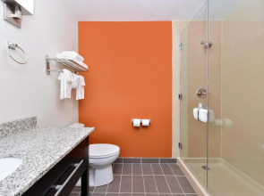 Sleep Inn & Suites and Conference Center Downtown