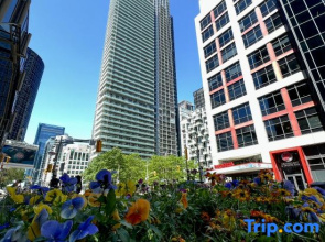 DT CN tower 3BR2BA Lake View king bed/ parking