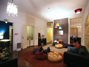 Travellers House