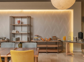 Argenta Tower Hotel & Suites