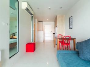 U606 - Convenient Patong Apartment for 3 People With Pool and gym