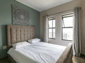 Jacana Estate, The Gem