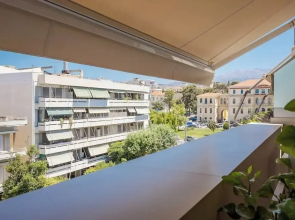 Kira Elegant City Nest