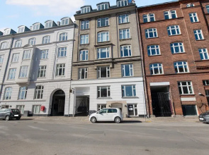 Sanders Frontier - Nice 2-bdr Apt Near Harbour