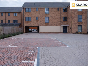 LONG STAYS 20pct OFF - Superb Central 2Bed Apt with Parking By Klarok Short Lets & Serviced Accommodation