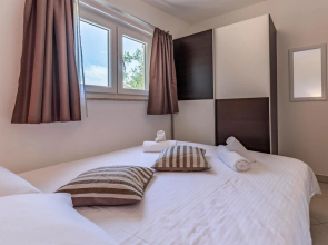 Nice Home in Banjole With Wifi and 1 Bedrooms