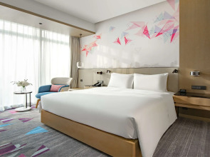 Hilton Garden Inn Shenzhen World Exhibition & Convention Center