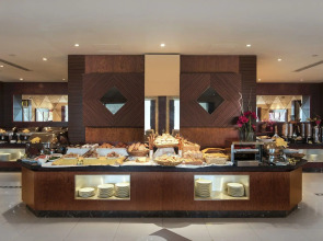 Sunday Mega Hotel Sheikh Zayed Road