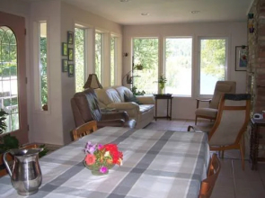 Beach Taghum Bed and Breakfast