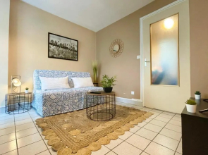 Apartment for 4 person 3min walk to GEMTramGare #C1