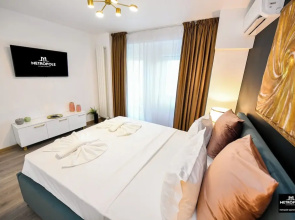 Metropole Apartments Central City