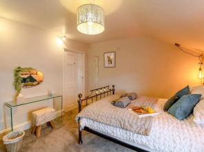 Nirvana Apartment Sunniest Spot in Scarborough