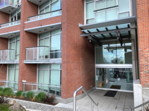 Victoria Harbour View Suite- slp 4